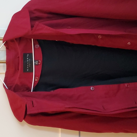 Gallery Petite Red Trench Coat, Size 6 - Picture 3 of 6